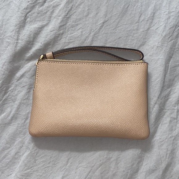 Coach wristlet - Picture 2 of 4